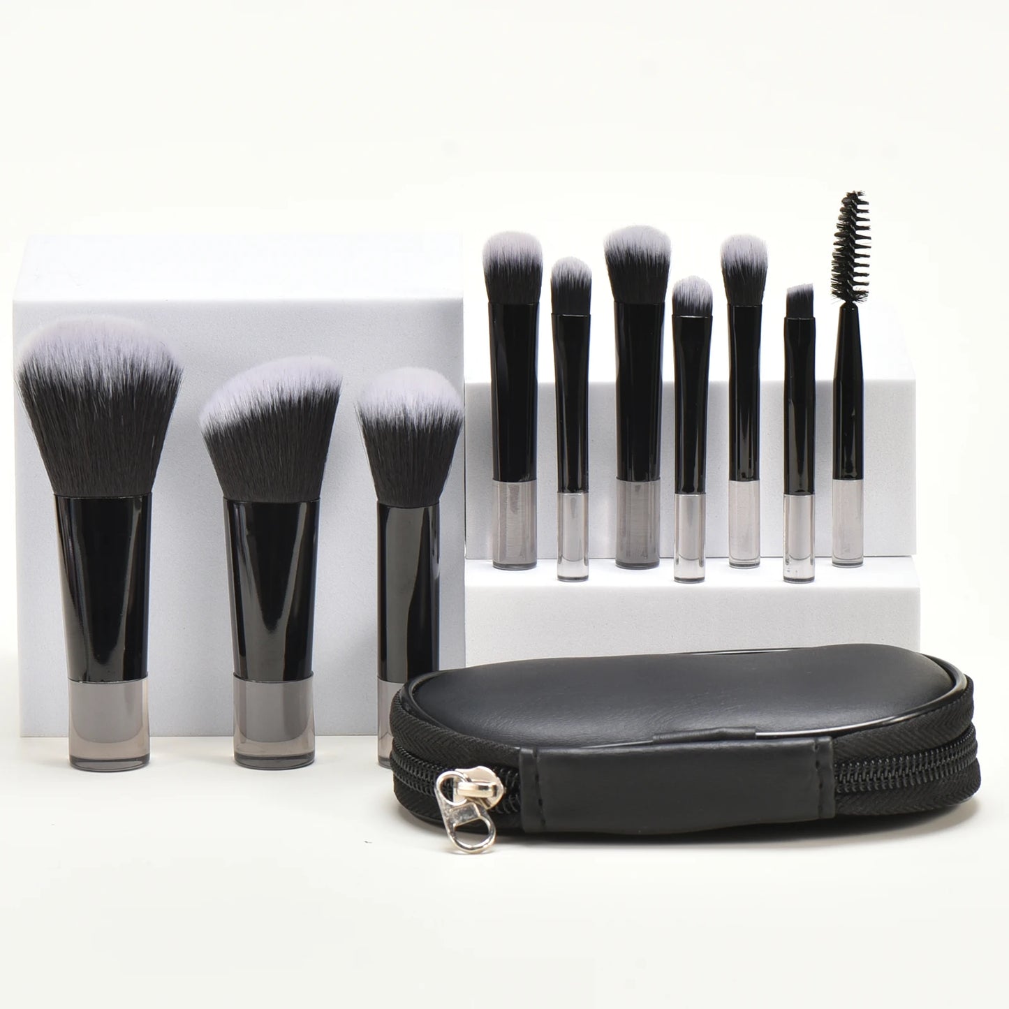 Mini makeup brush set