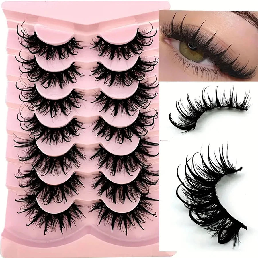 Naturally curled Eyelashes