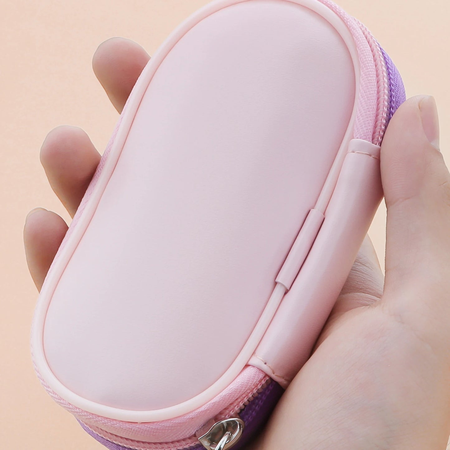 Mini makeup brush set