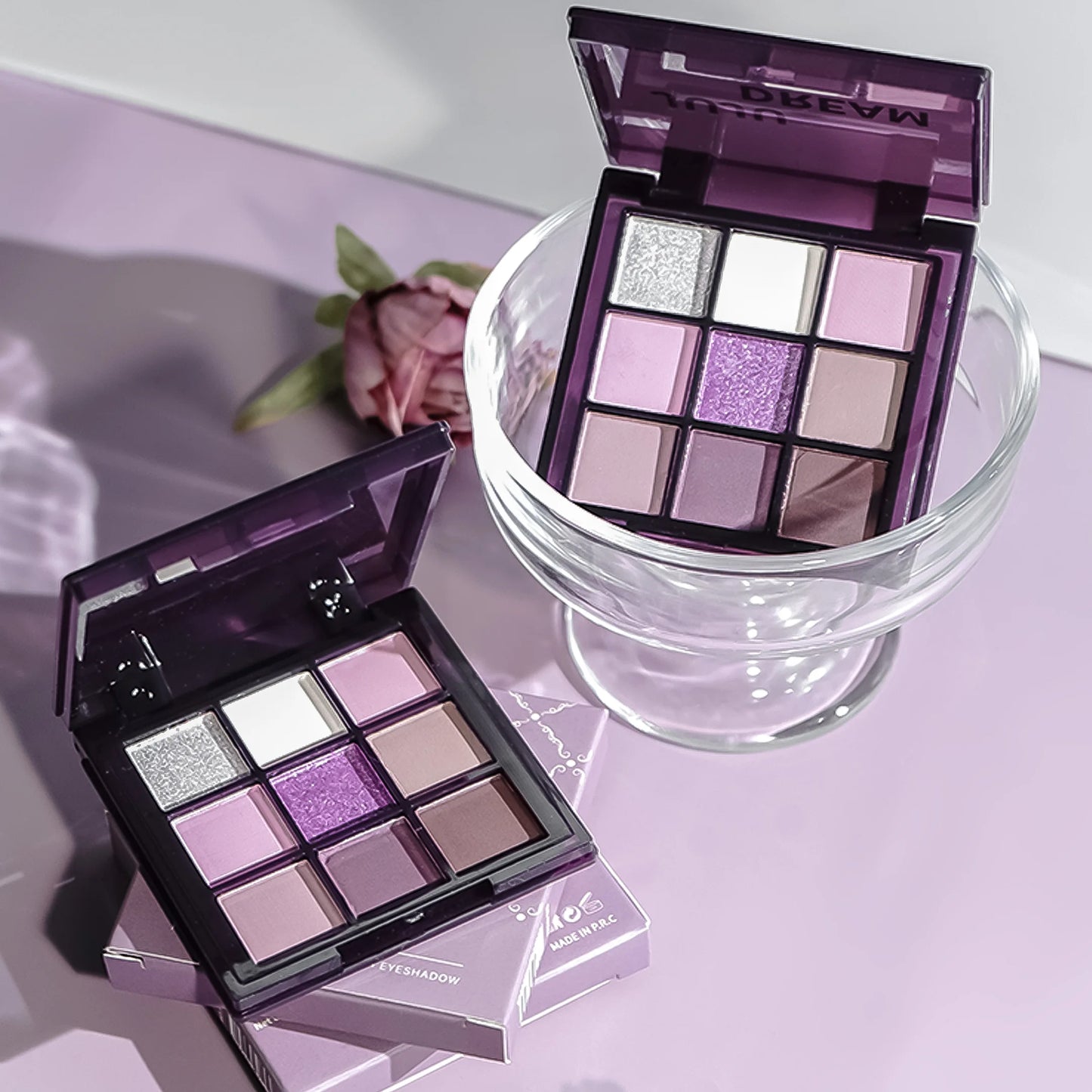 Eyeshadow palette