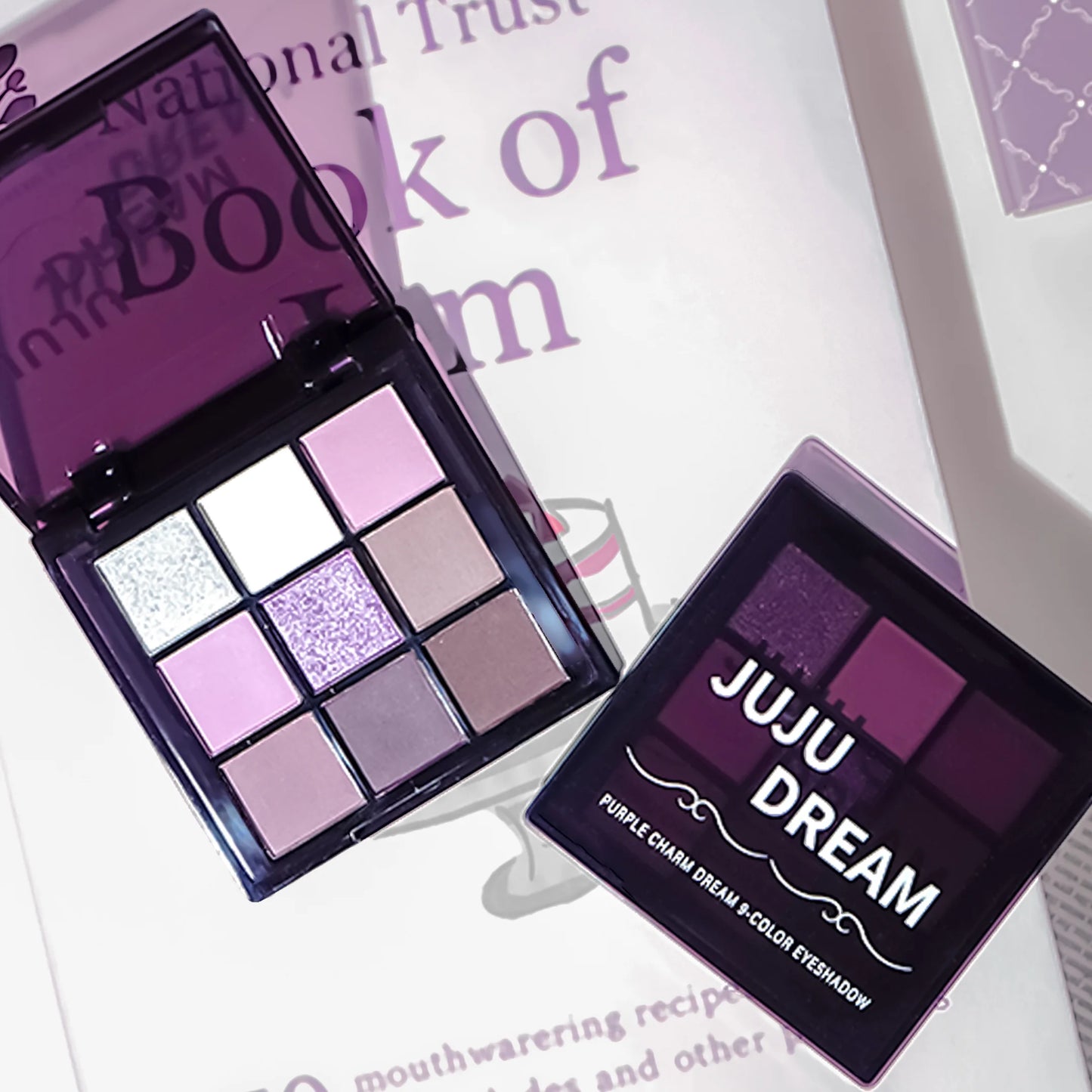 Eyeshadow palette