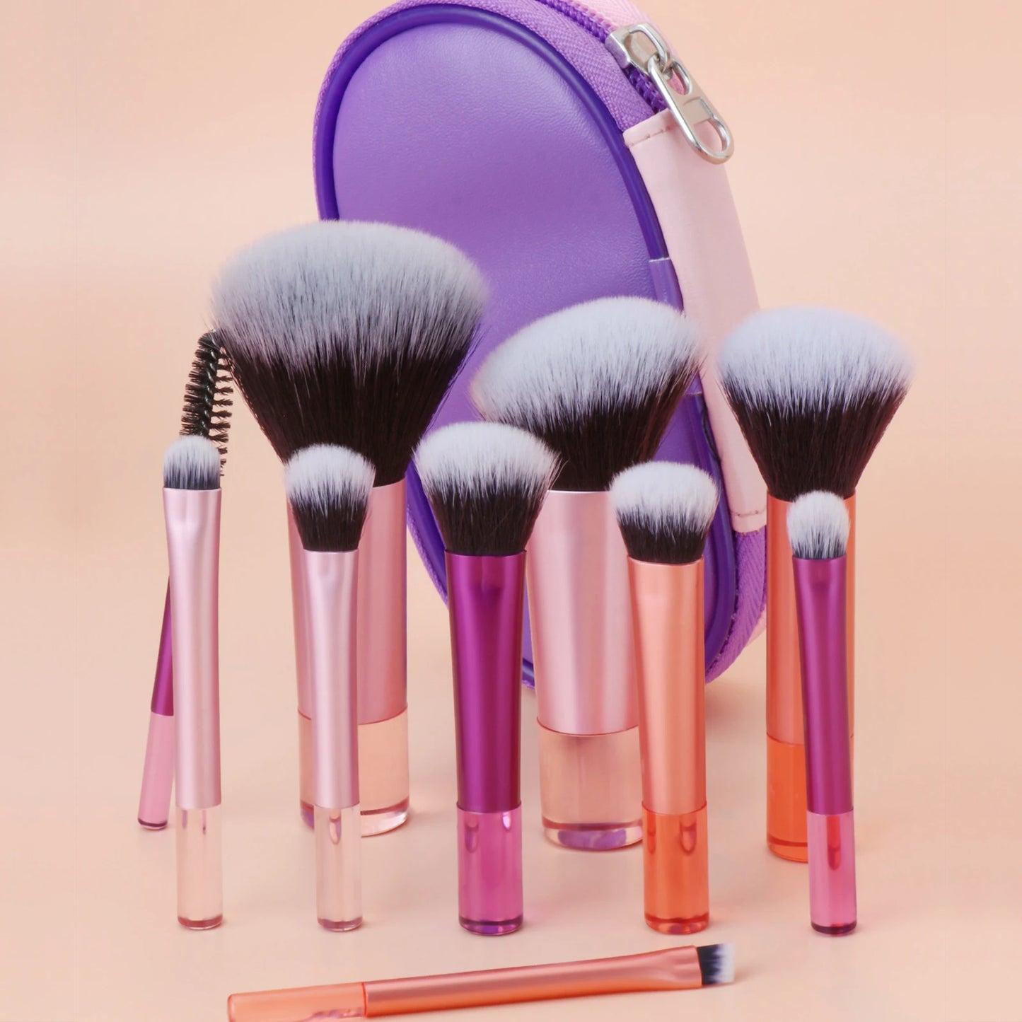 Mini makeup brush set
